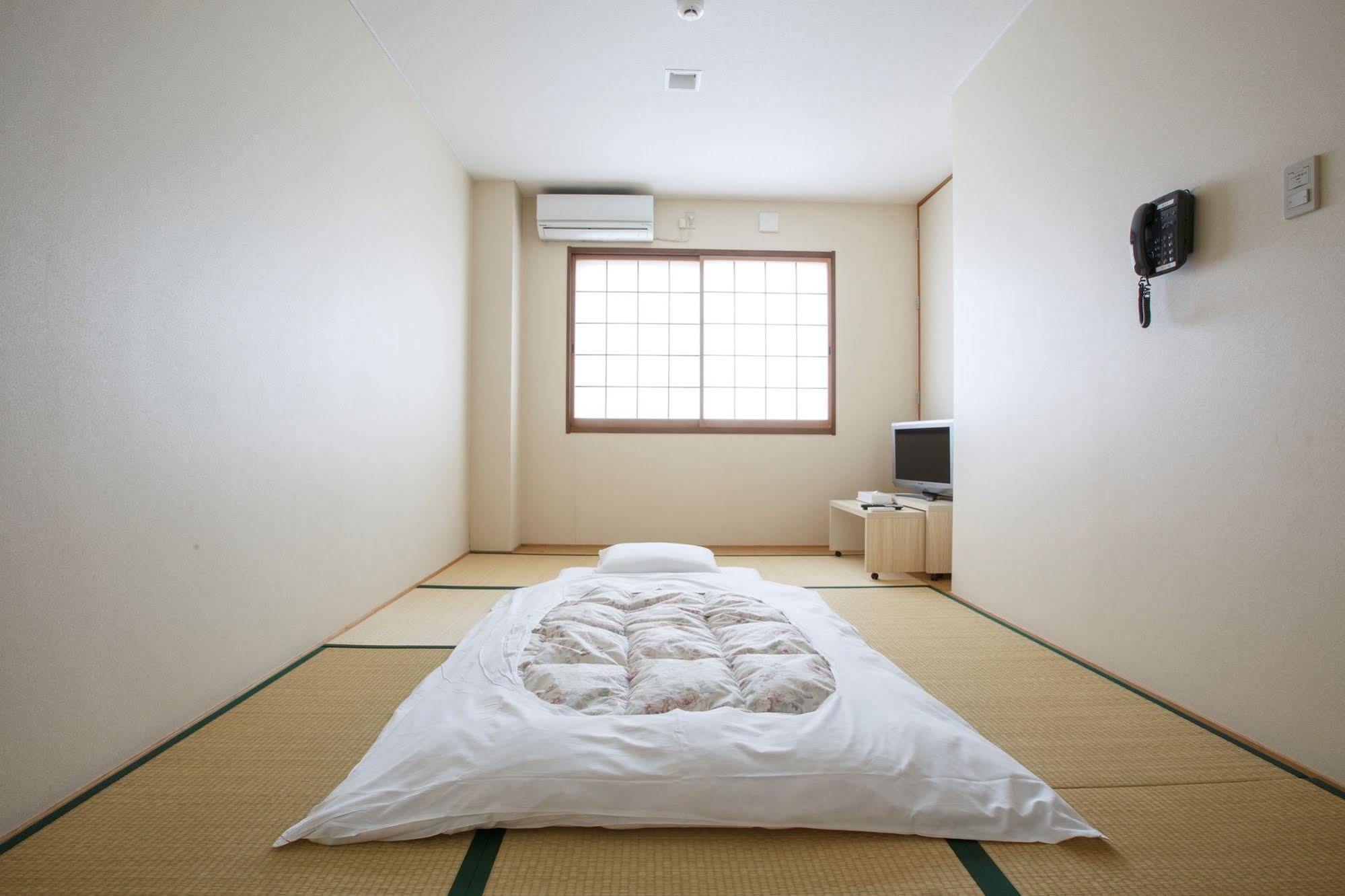 Business Inn Umesaki - Vacation Stay 63382V Nagasu Eksteriør billede